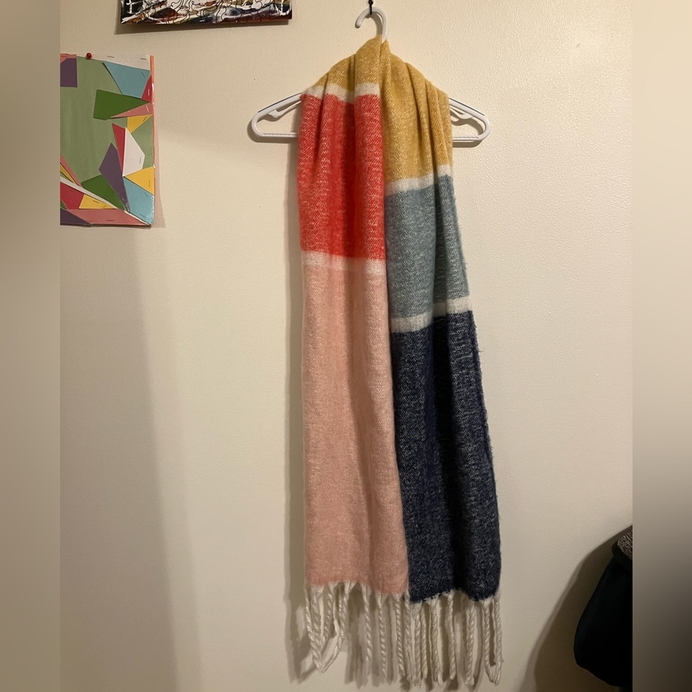 Scarf - Picture 2 of 3
